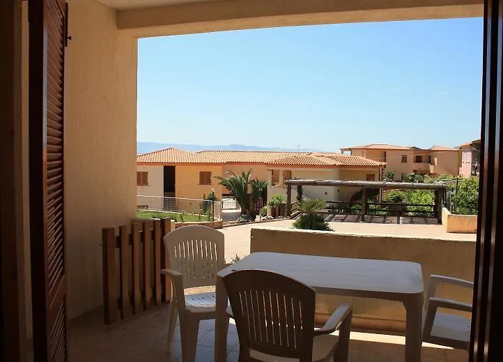 A.I.R. Isola Rossa Borgo Di Mare Aparthotel 2*,  Olaszország