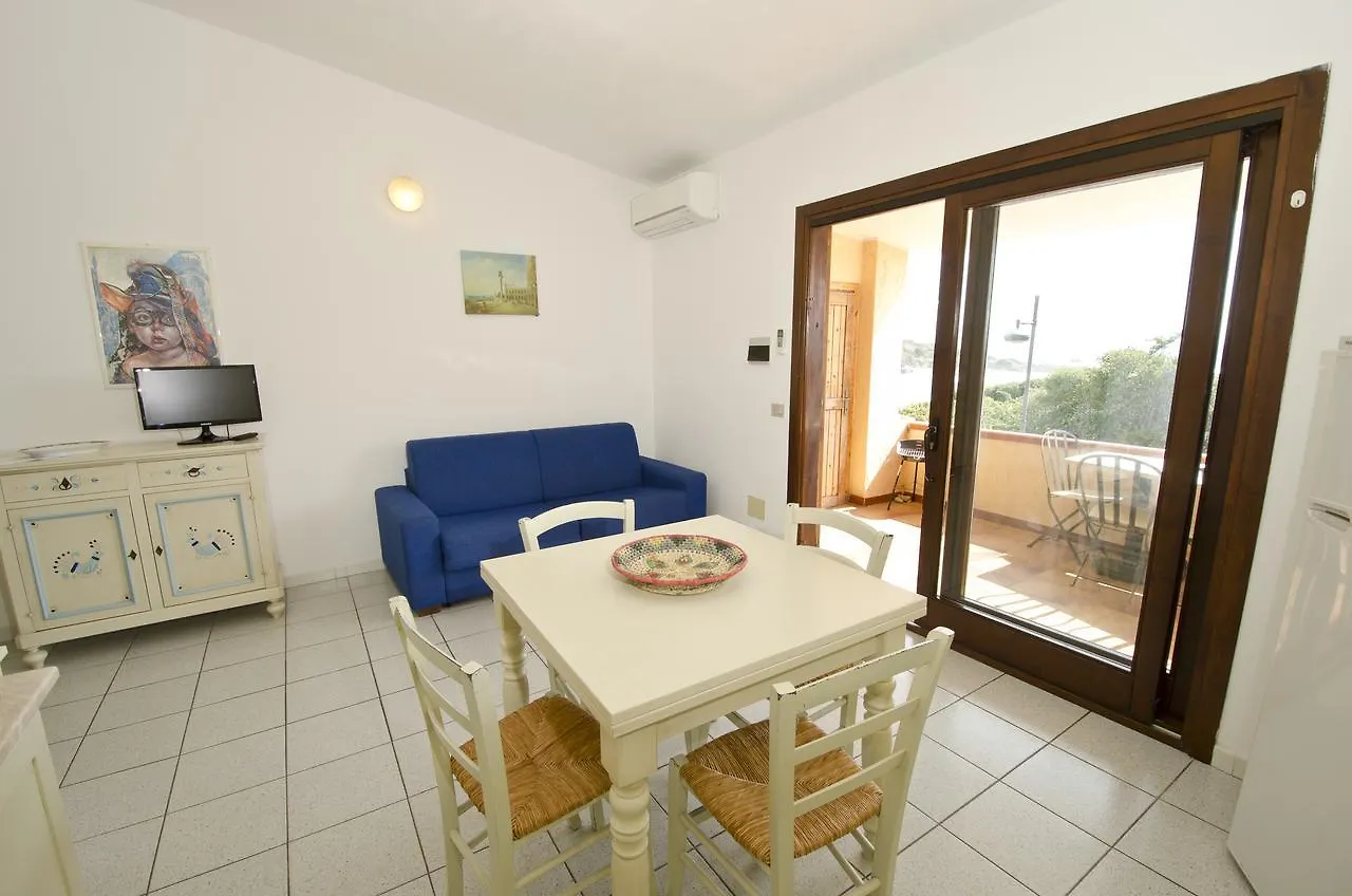 A.I.R. Isola Rossa Borgo Di Mare Aparthotel 2*,  Olaszország